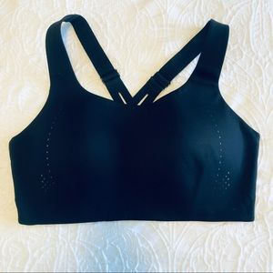 Lululemon Airsupport High Support sports Bra